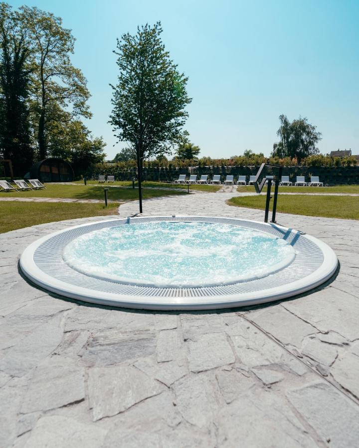 Domaine Des Thermes Awans エクステリア 写真
