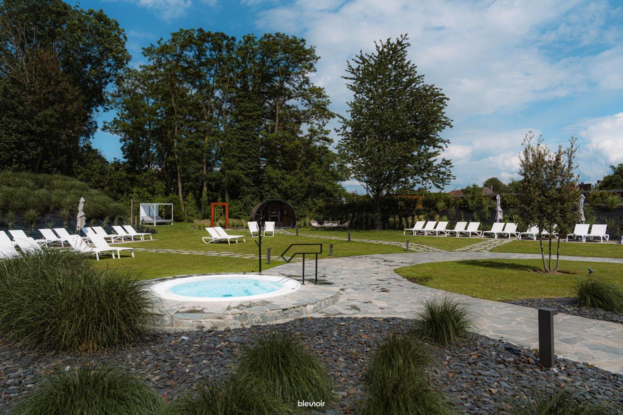 Domaine Des Thermes Awans エクステリア 写真